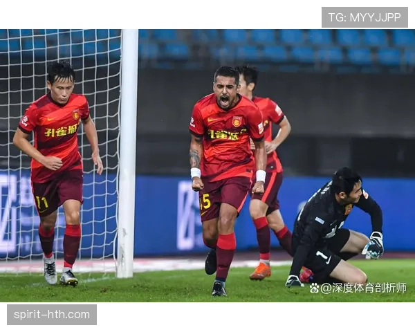 中超联赛激战正酣，强队对决与新星崛起成球迷关注焦点